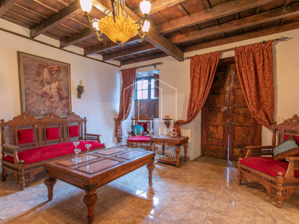 4-bedroom Villa In Tacoronte, Spain (323 M²)