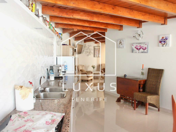 2-bedroom Villa In Costa Adeje, Spain (150 M²)