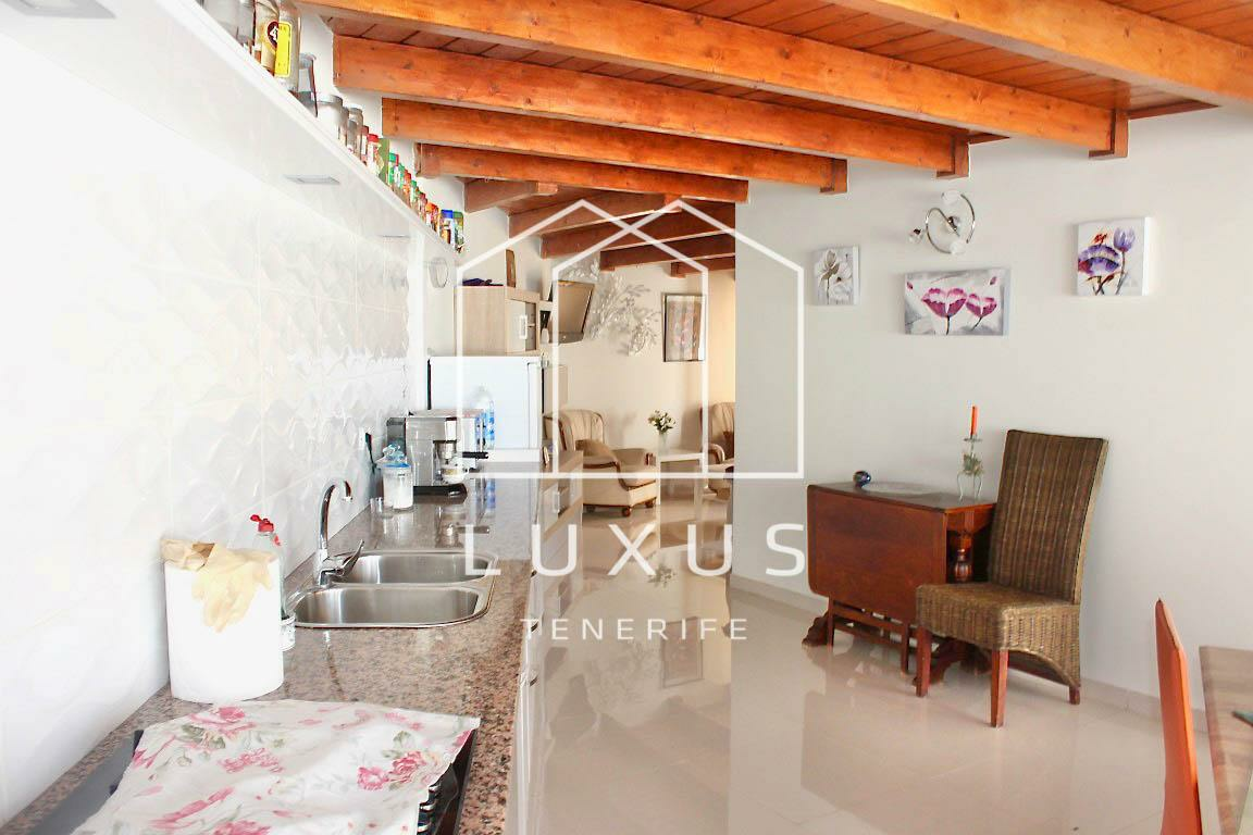 2-bedroom Villa In Costa Adeje, Spain (150 M²)