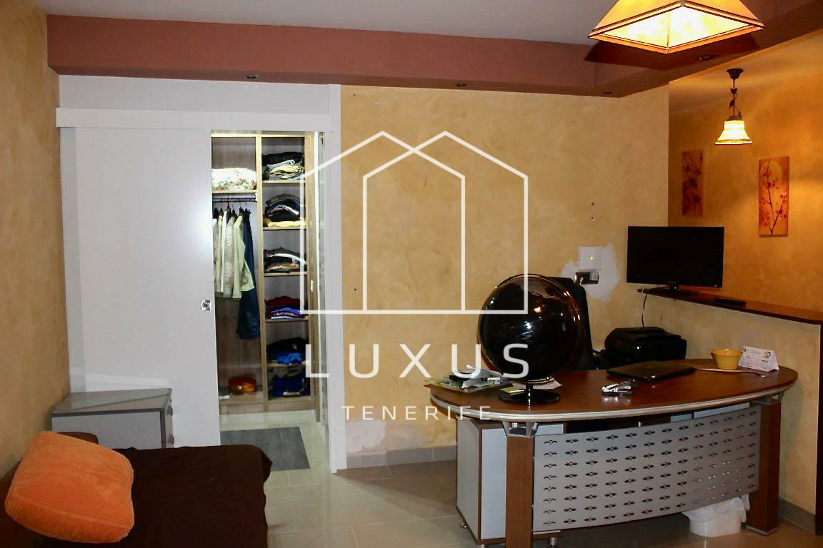 2-bedroom Villa In Costa Adeje, Spain (150 M²)