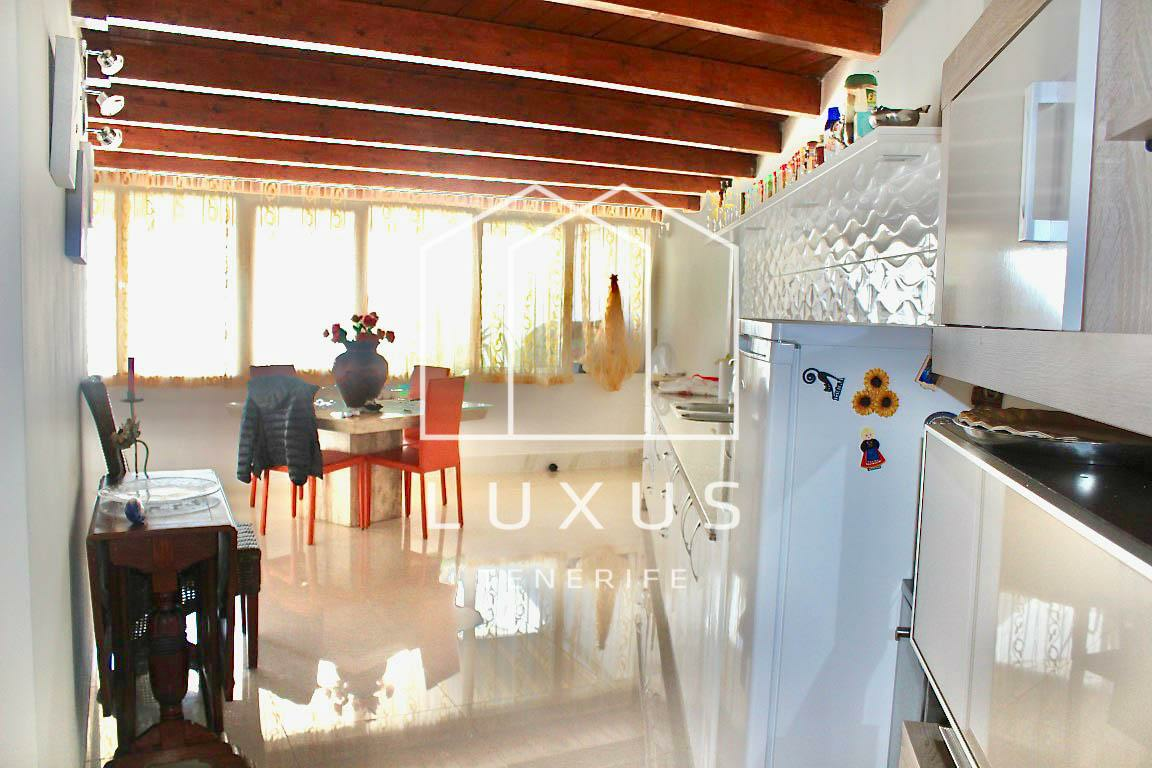 2-bedroom Villa In Costa Adeje, Spain (150 M²)
