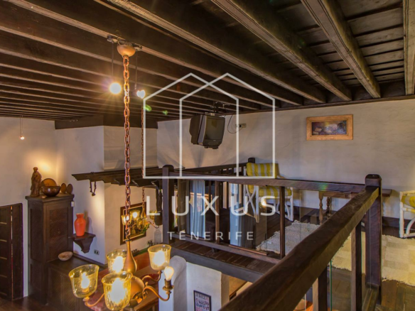 4-bedroom Villa In Tacoronte, Spain (468 M²)