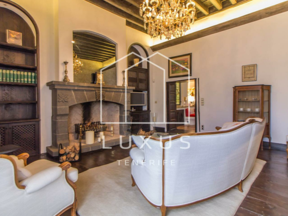 4-bedroom Villa In Tacoronte, Spain (468 M²)