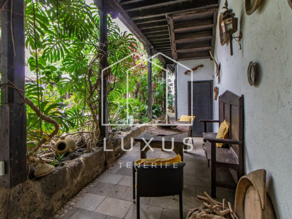 4-bedroom Villa In Tacoronte, Spain (468 M²)