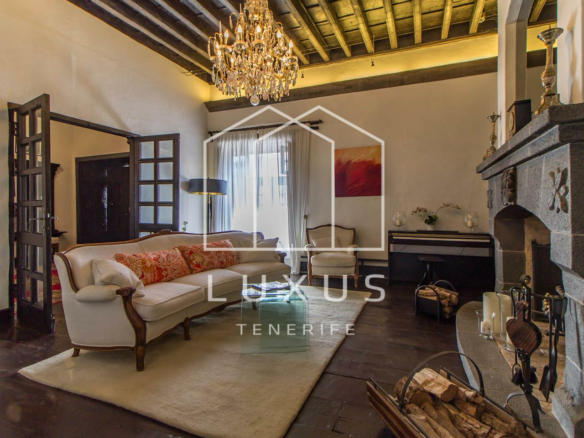 4-bedroom Villa In Tacoronte, Spain (468 M²)