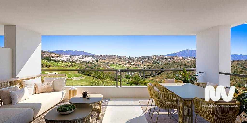 3-bedroom Flat In Mijas, Spain (121 M²)