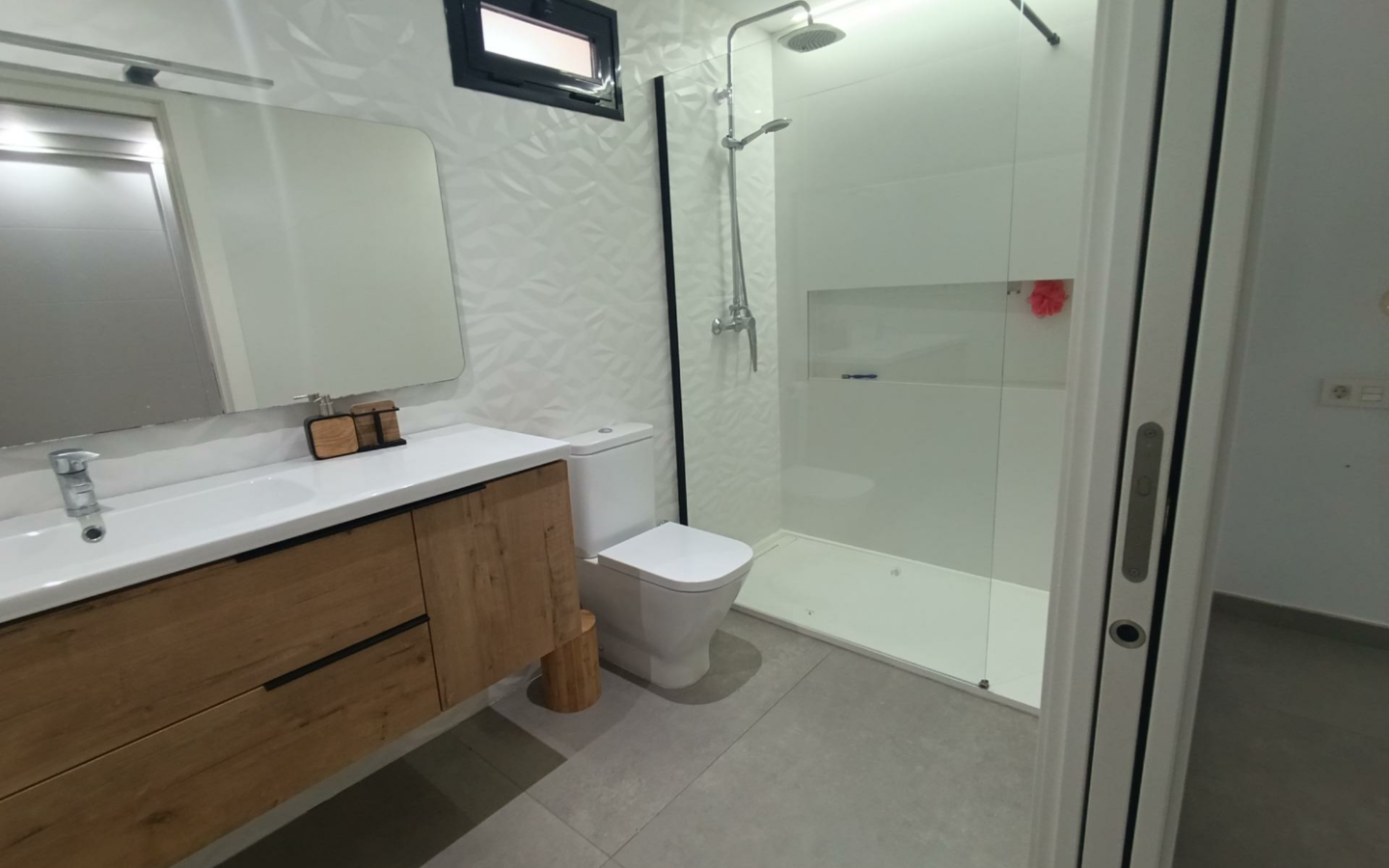 7-bedroom Villa In Las Bayas, Spain (552 M²)