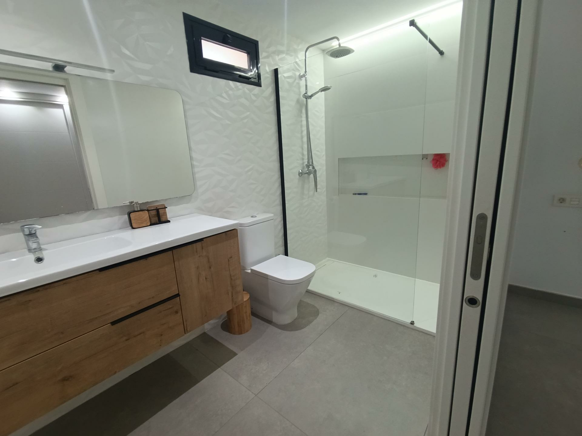 38-19-b846bf 7-bedroom Villa In Las Bayas, Spain (552 M²)