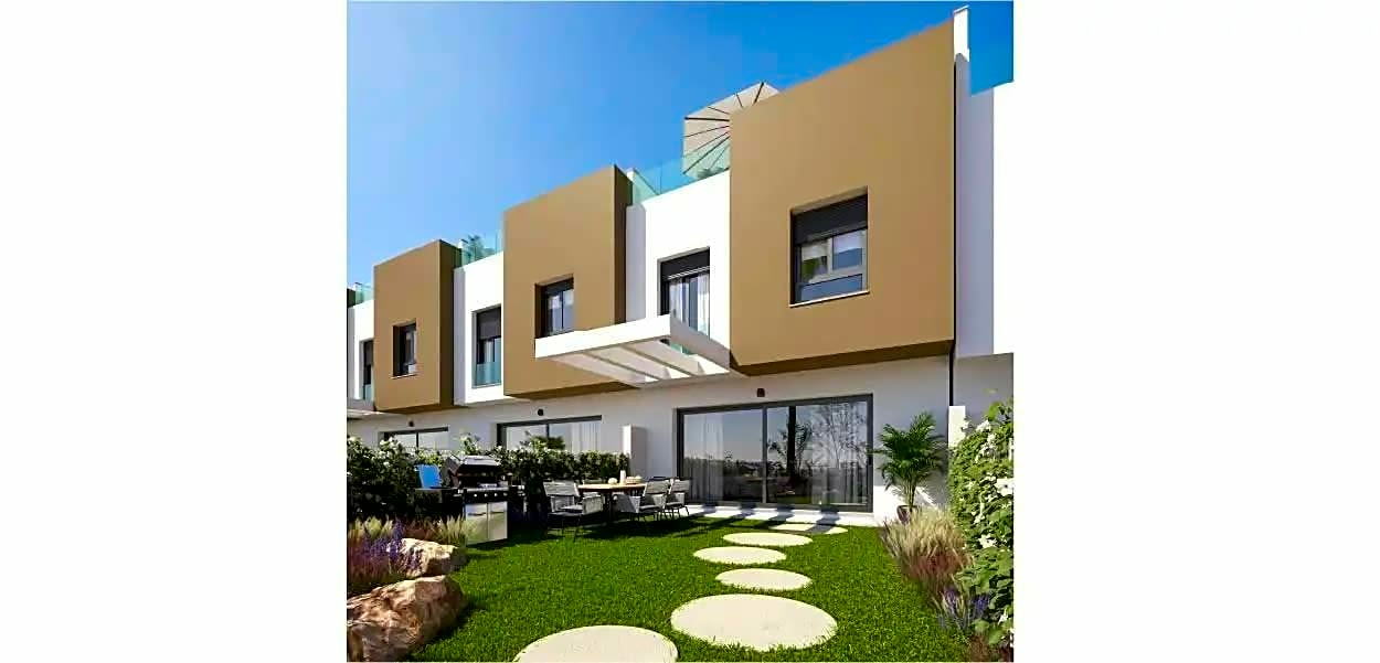 3-bedroom Villa In Torre Del Mar, Spain (119 M²)