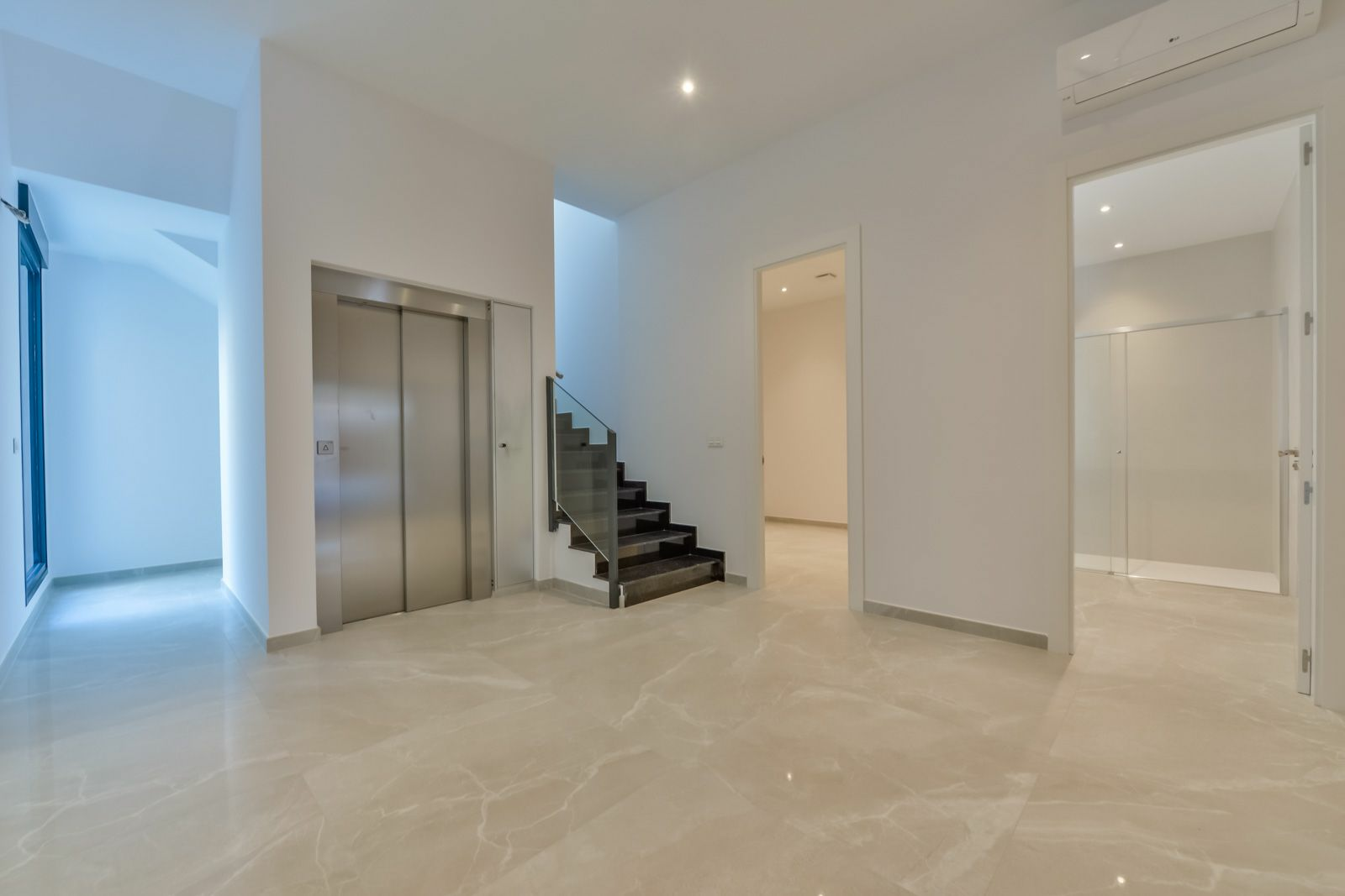 8-bedroom Villa In Finestrat, Spain (998 M²)