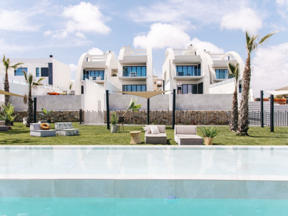 3-bedroom Bungalow In Rojales, Spain (240 M²)