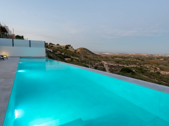 4-bedroom Villa In Rojales, Spain (408 M²)