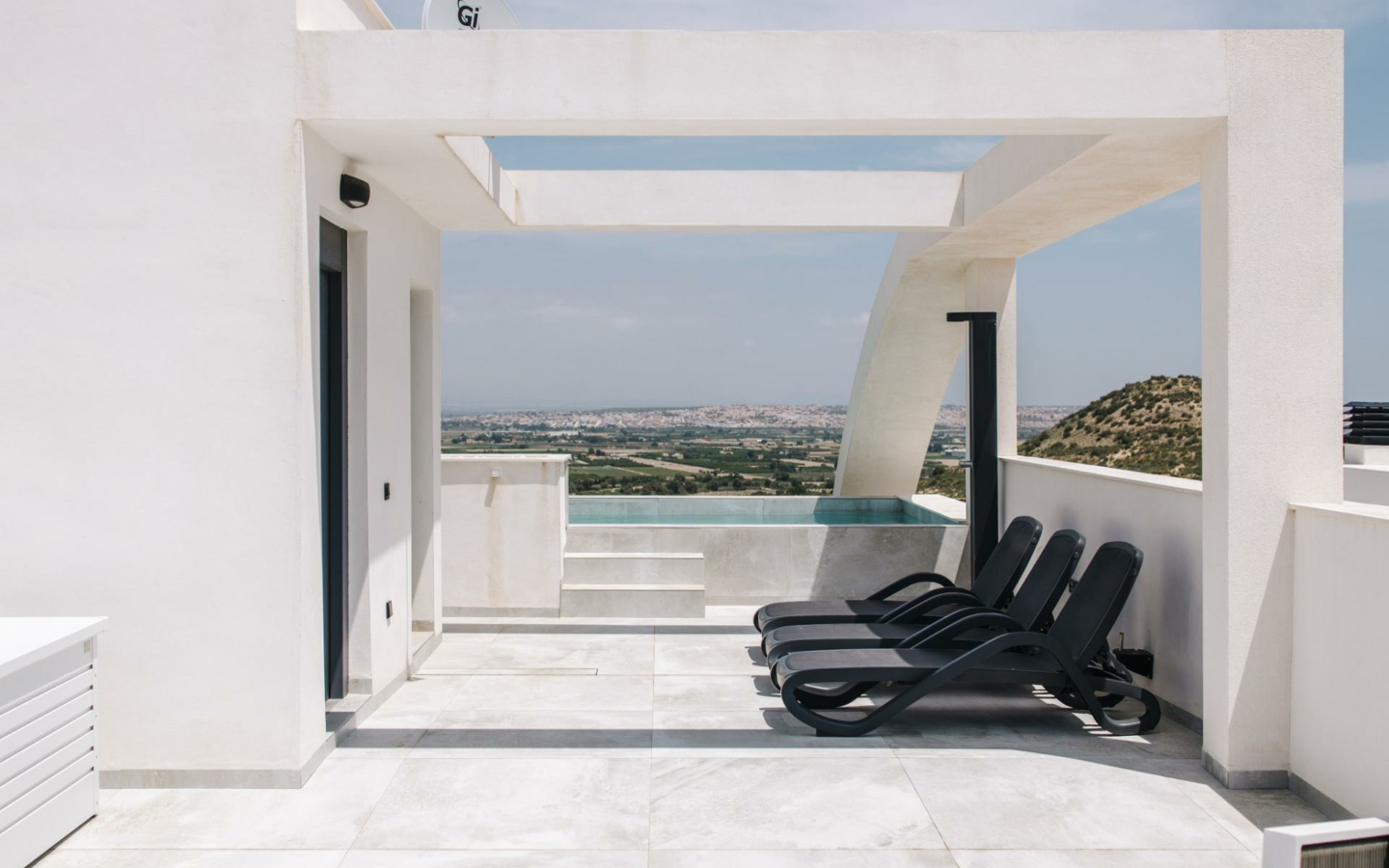 3-bedroom Bungalow In Rojales, Spain (240 M²)