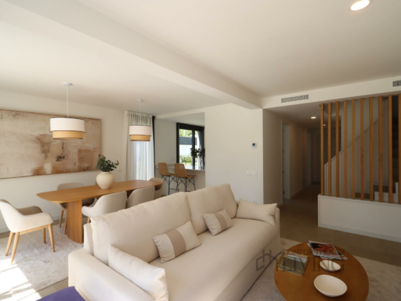 4-bedroom Terraced House In Llucmajor, Spain (164 M²)