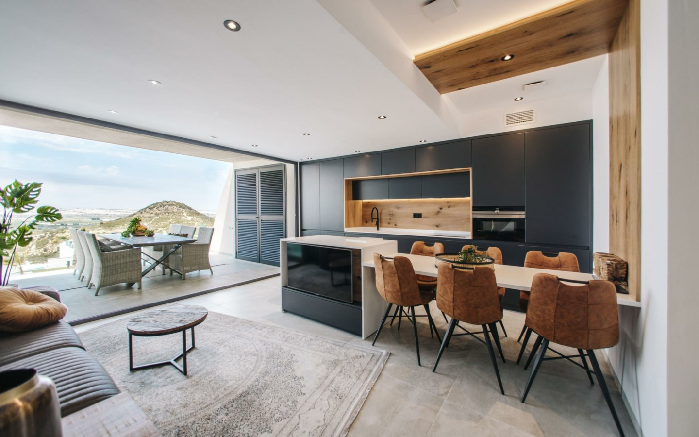 3-bedroom Bungalow In Rojales, Spain (240 M²)