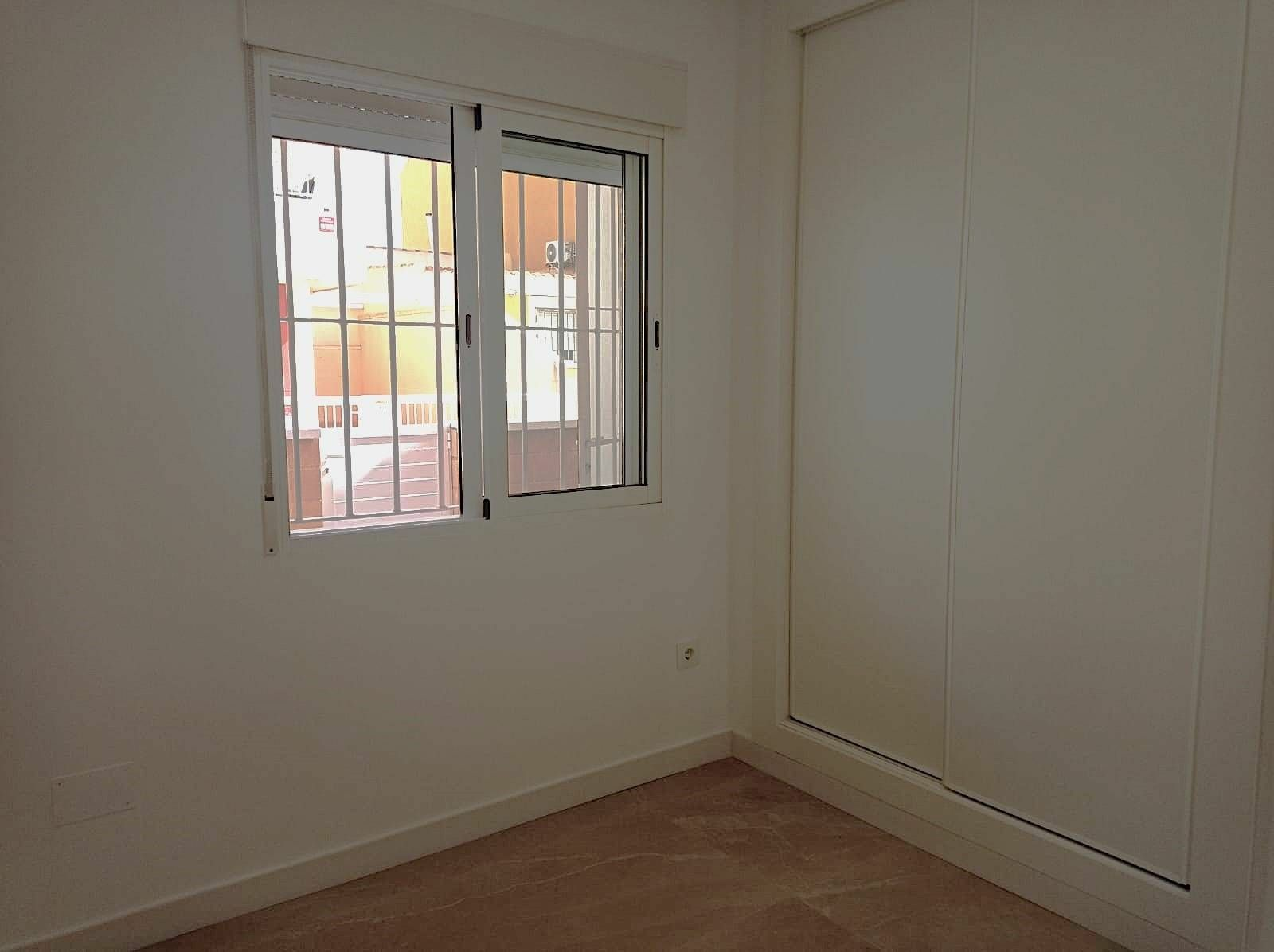 2-bedroom House In Pilar De La Horadada, Spain (65 M²)