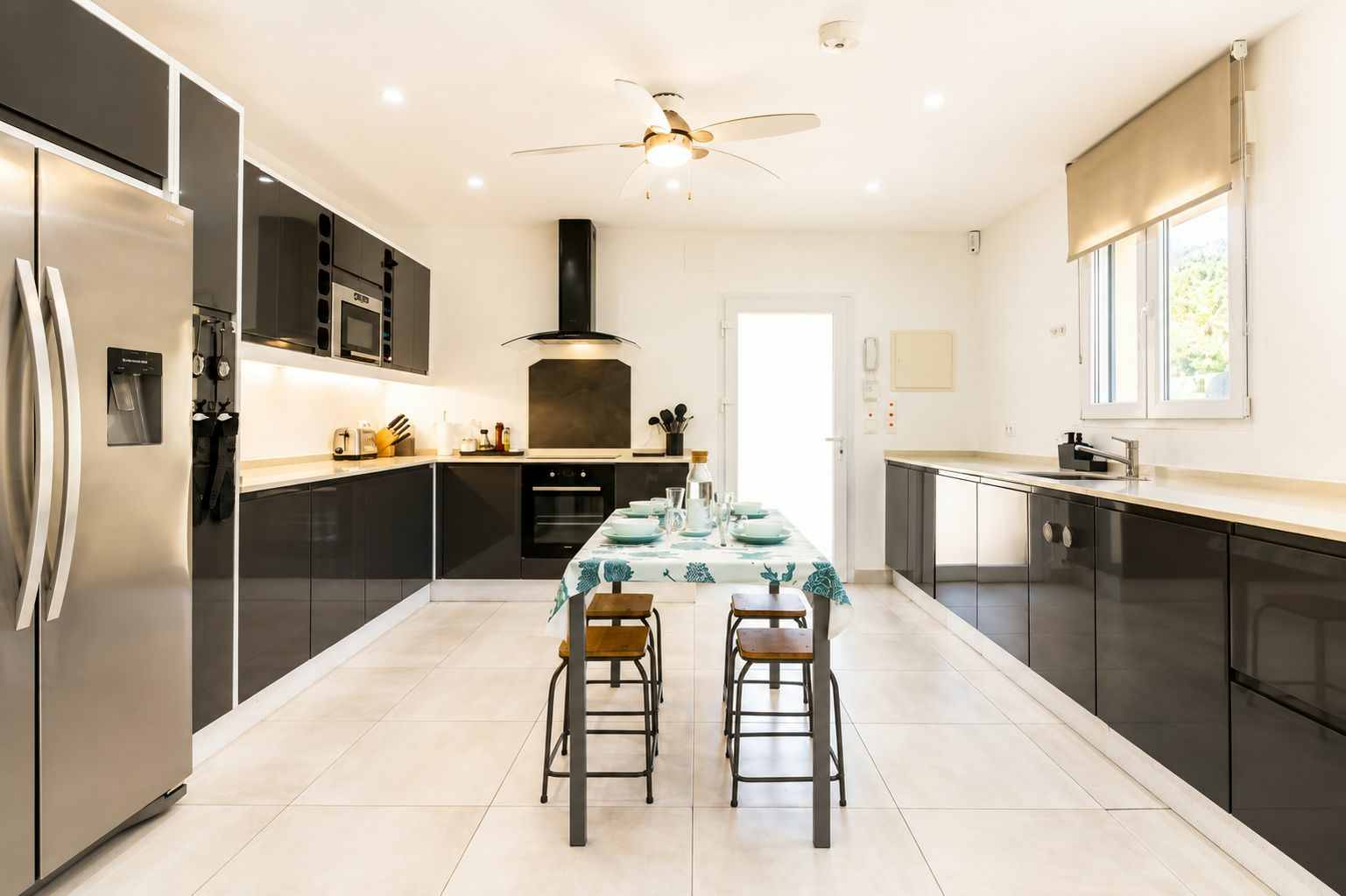 4-a88e6b 5-bedroom Villa In Jávea, Spain (390 M²)