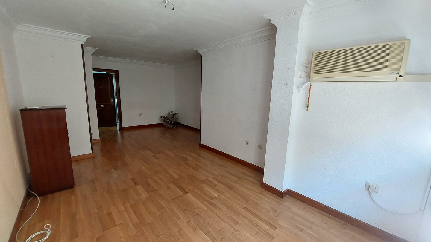 4286500-73e11f03-ba82ec Flat In Málaga