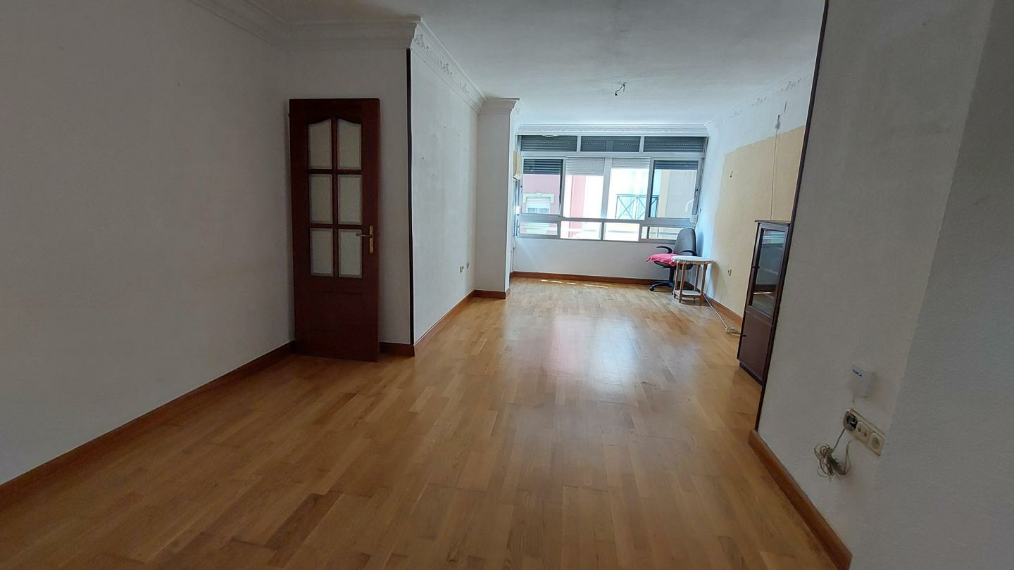4286500-b1987905-654c4a Flat In Málaga