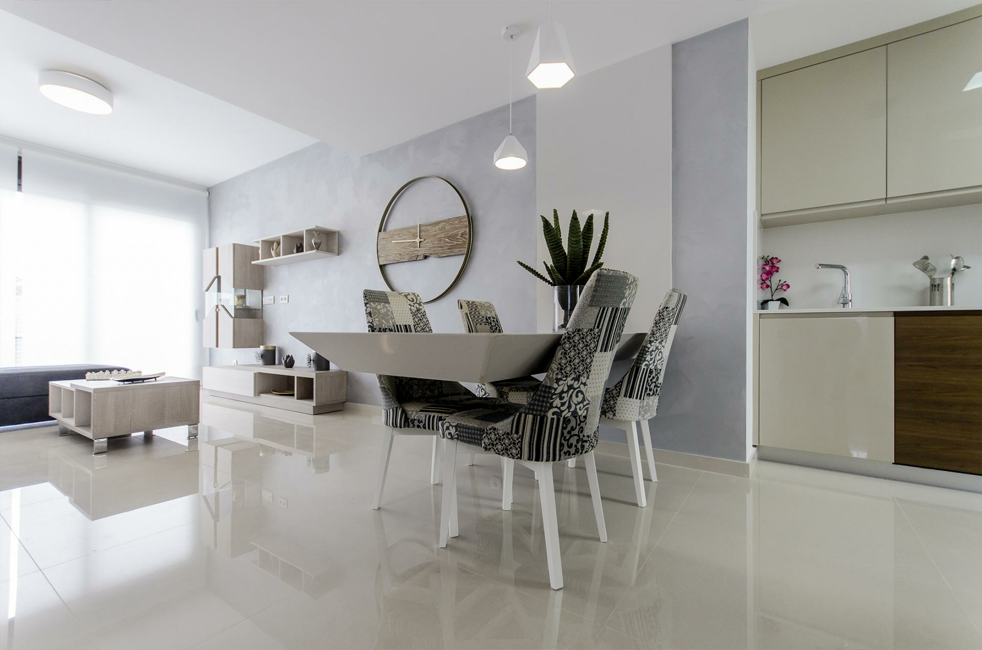 5-10-0f1d9b Villa In San Miguel De Salinas