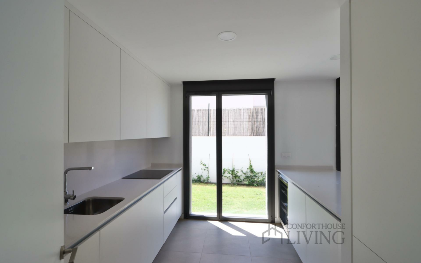 4-bedroom Terraced House In Llucmajor, Spain (164 M²)