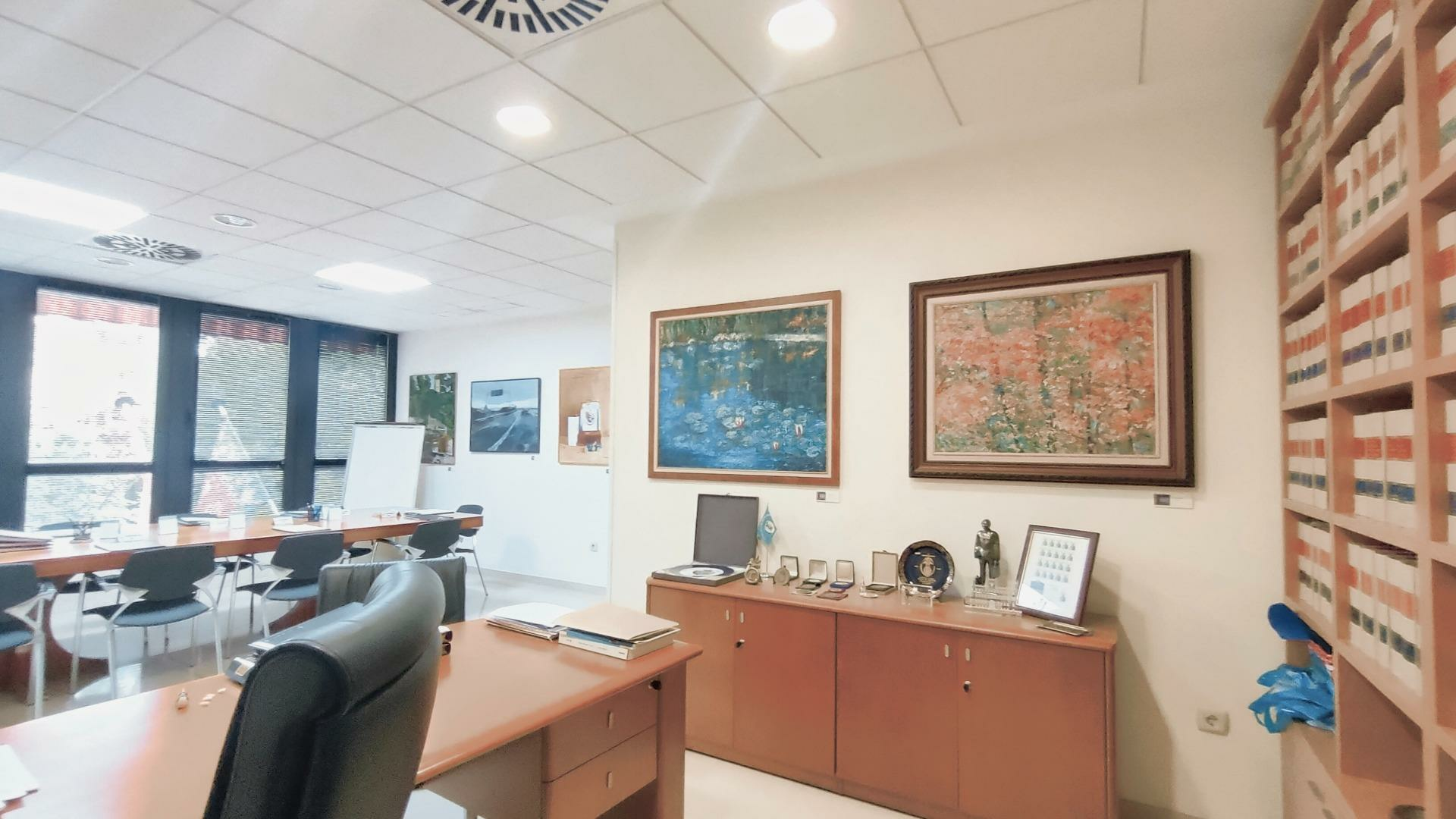 Office In Alicante, Spain (550 M²)