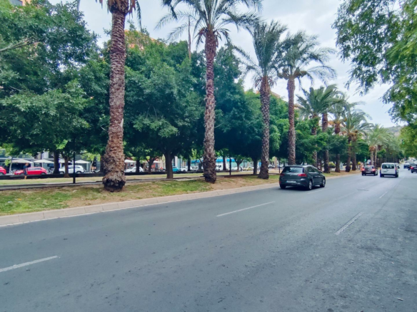 Office In Alicante, Spain (550 M²)