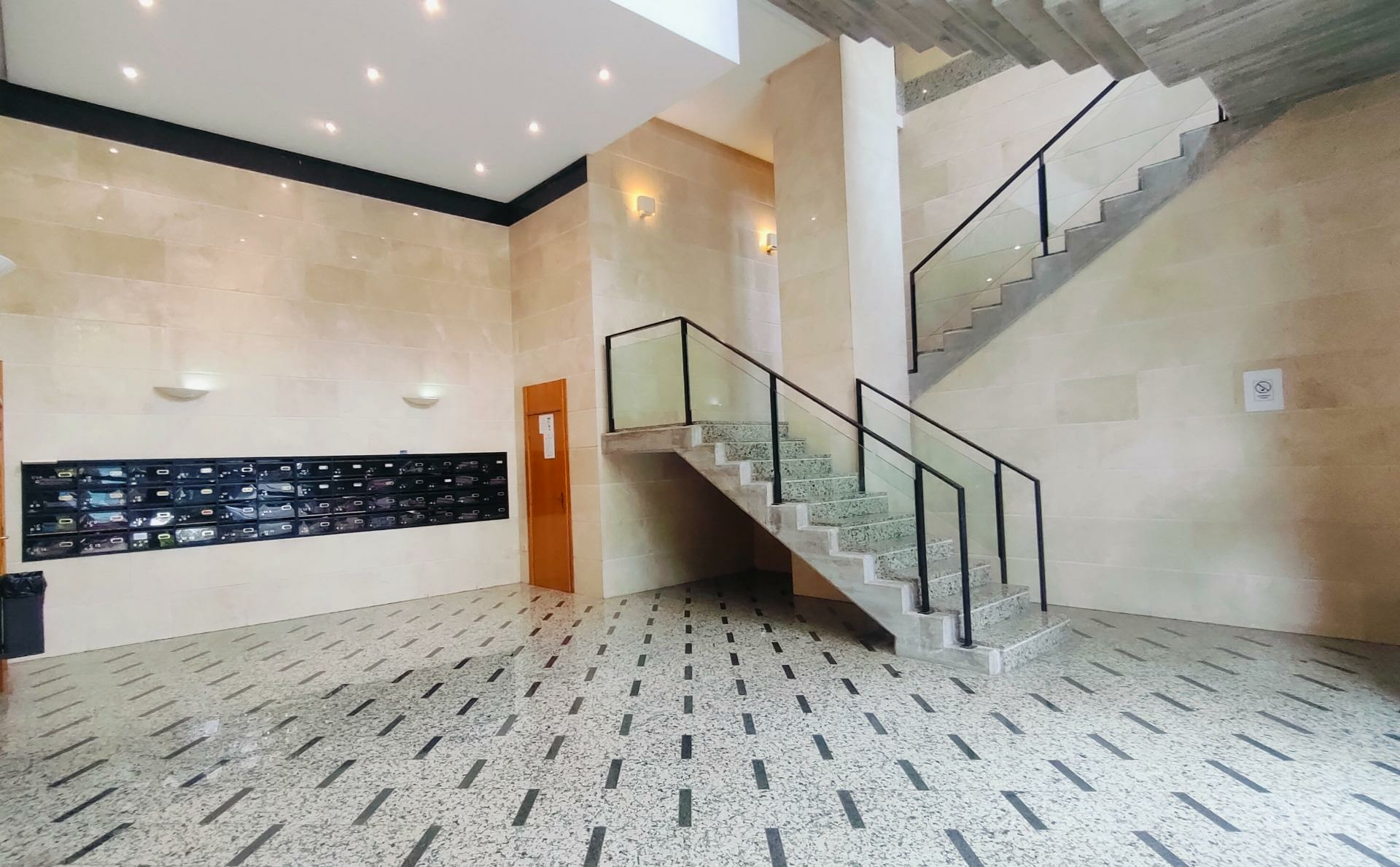 Office In Alicante, Spain (550 M²)