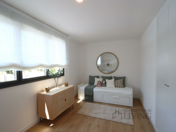 4-bedroom Terraced House In Llucmajor, Spain (164 M²)