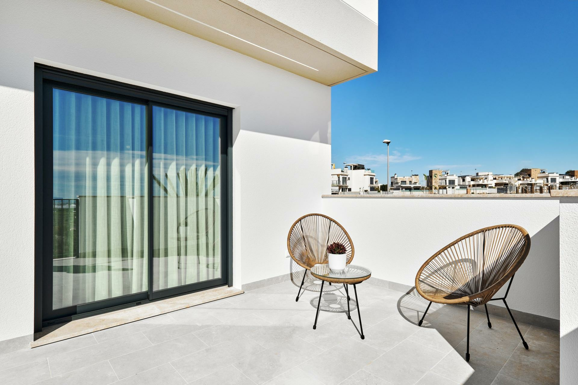 3-bedroom Villa In San Miguel De Salinas, Spain (237 M²)