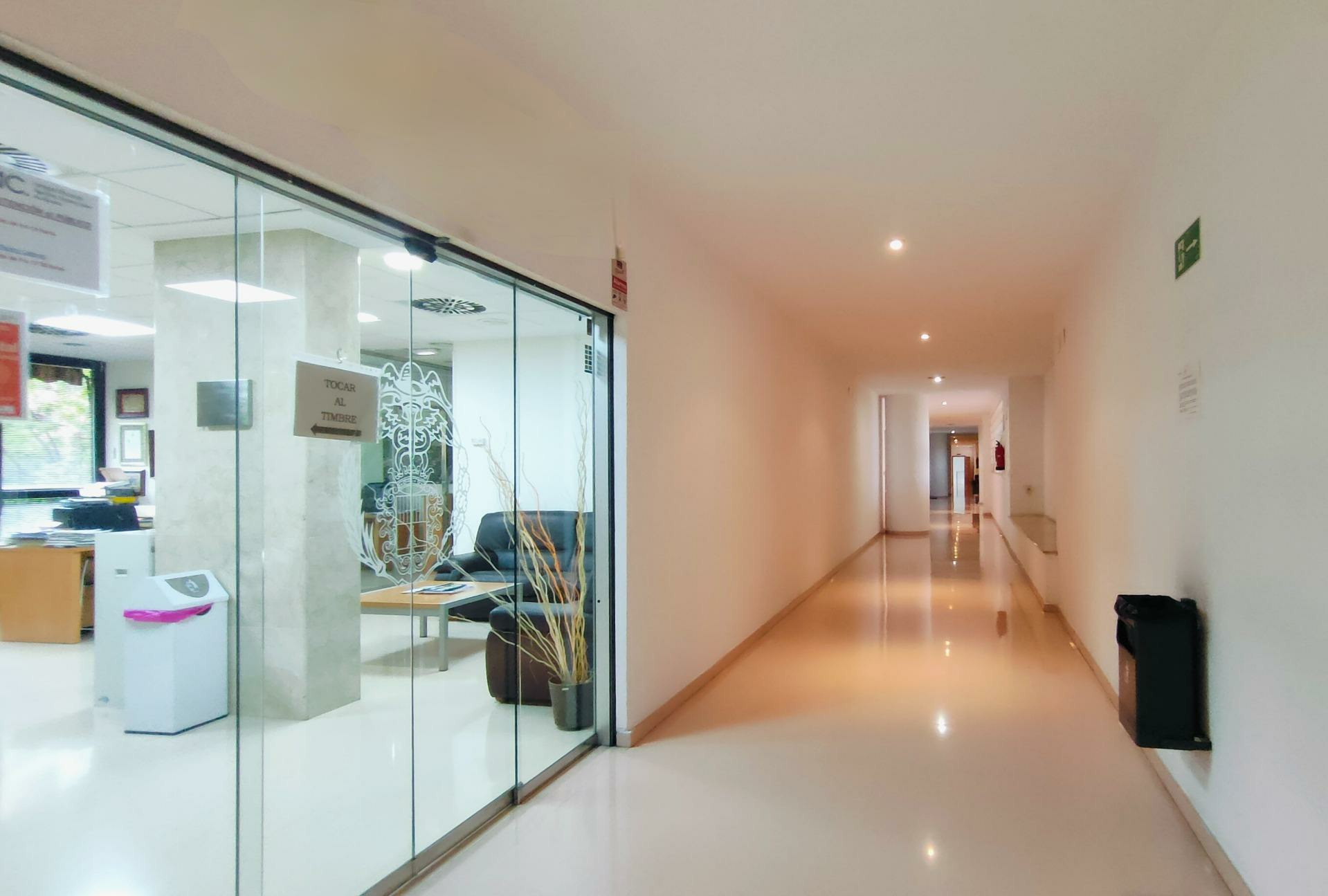 Office In Alicante, Spain (550 M²)