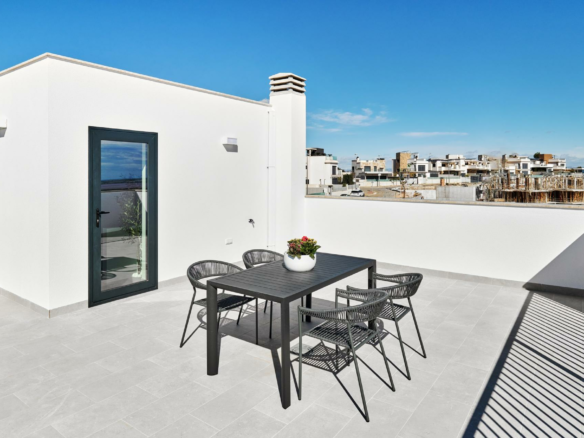 3-bedroom Villa In San Miguel De Salinas, Spain (237 M²)