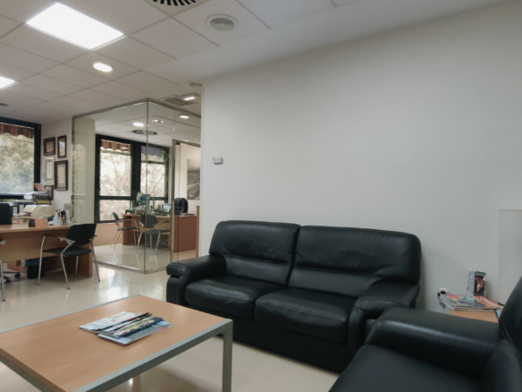 Office In Alicante, Spain (550 M²)
