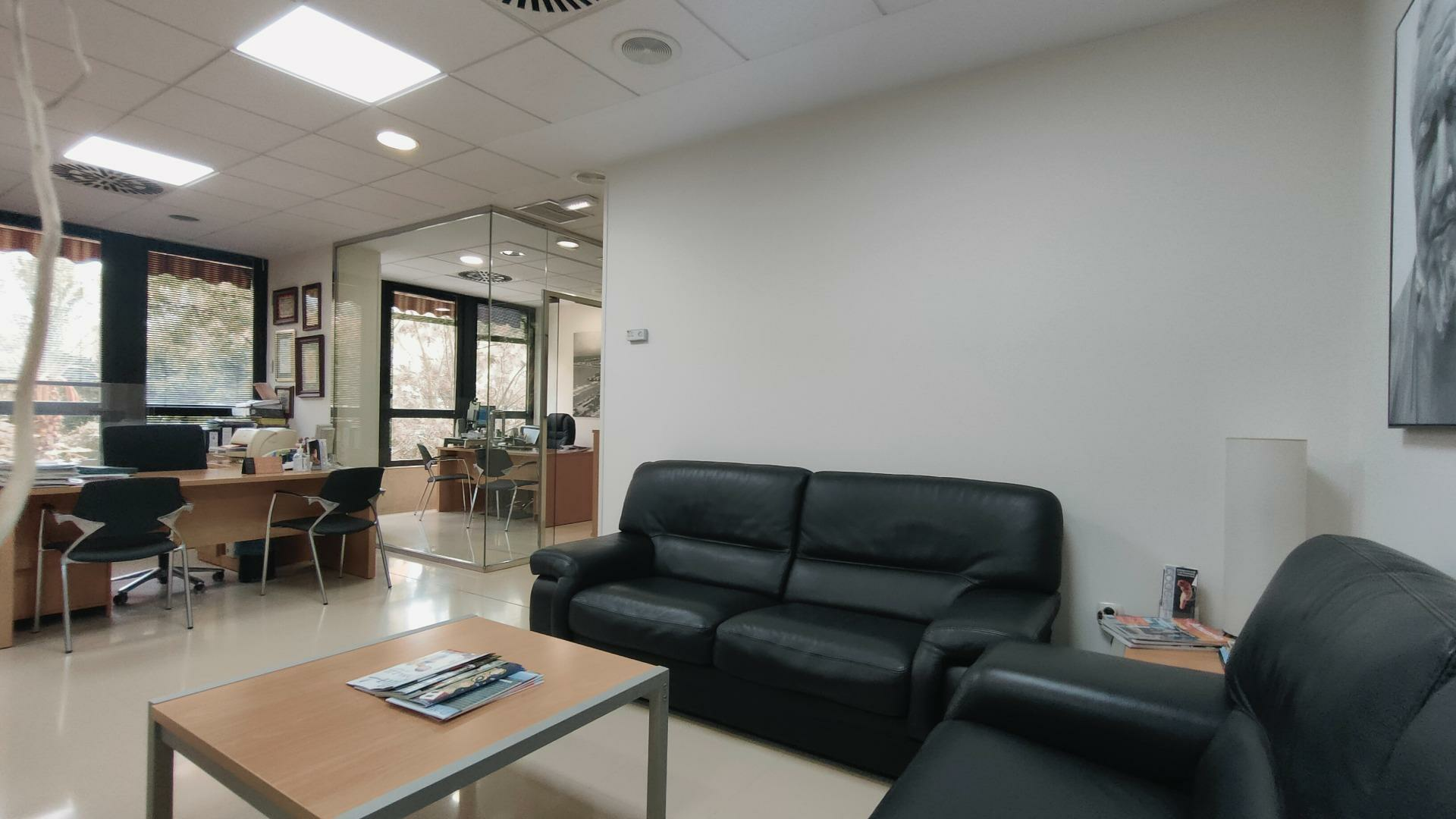 Office In Alicante, Spain (550 M²)