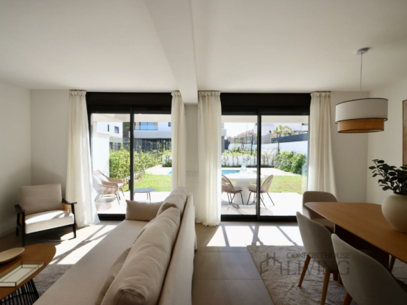4-bedroom Terraced House In Llucmajor, Spain (164 M²)