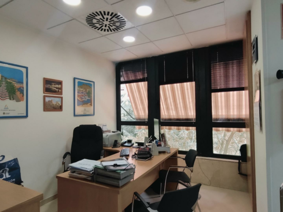 Office In Alicante, Spain (550 M²)