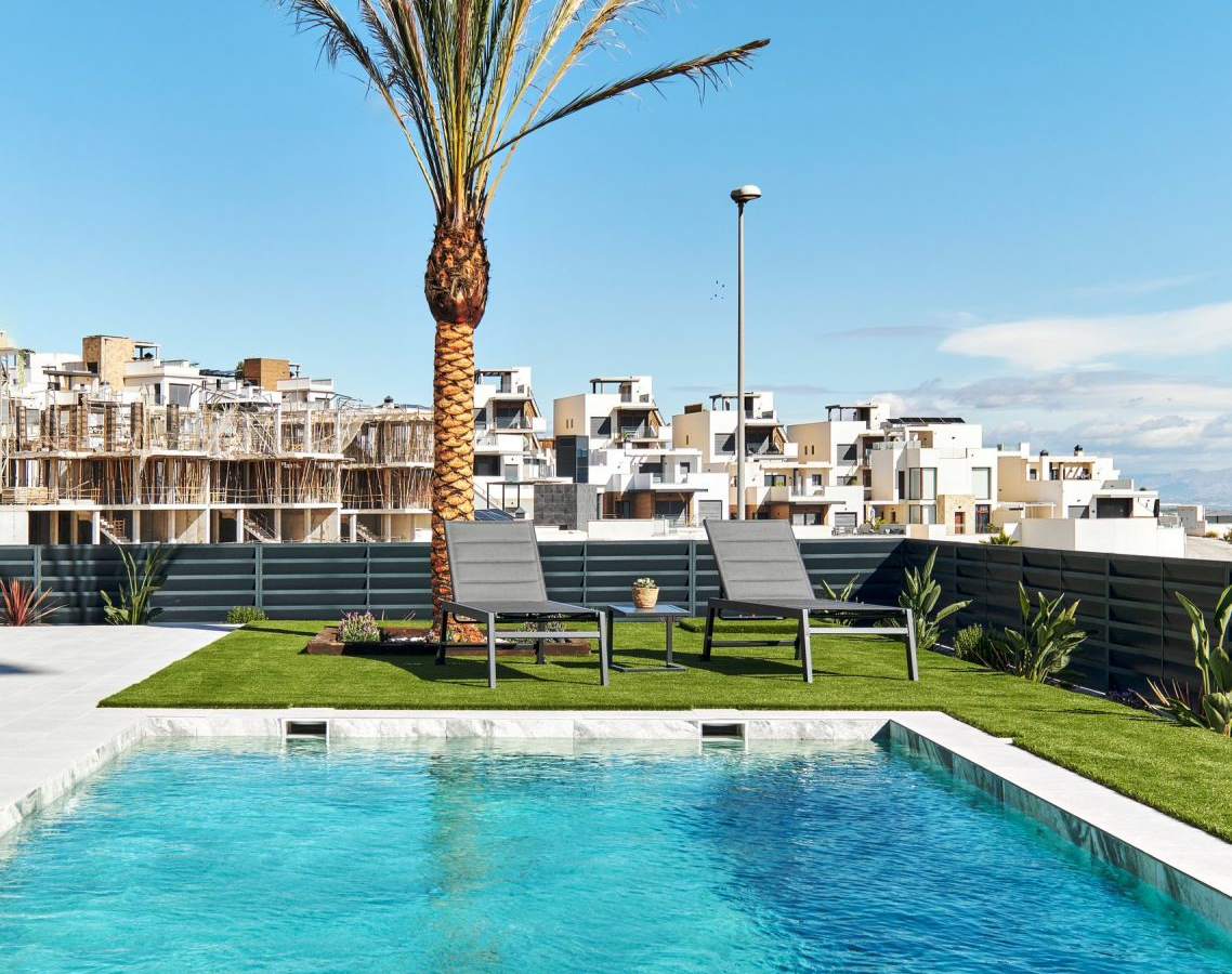 3-bedroom Villa In San Miguel De Salinas, Spain (237 M²)