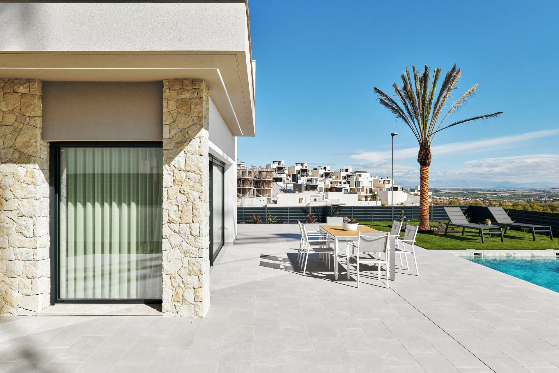 3-bedroom Villa In San Miguel De Salinas, Spain (237 M²)