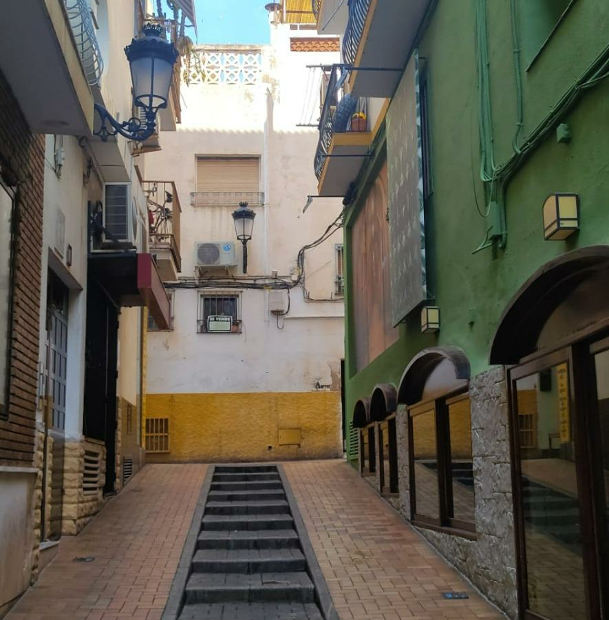 6-bedroom Building In Benidorm, Spain (192 M²)