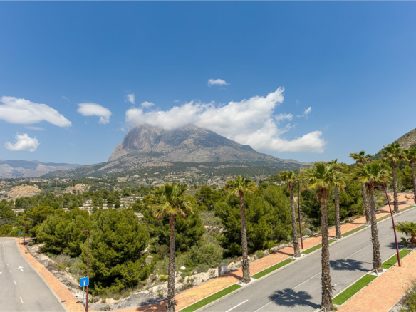 4-bedroom Villa In Finestrat, Spain (168 M²)