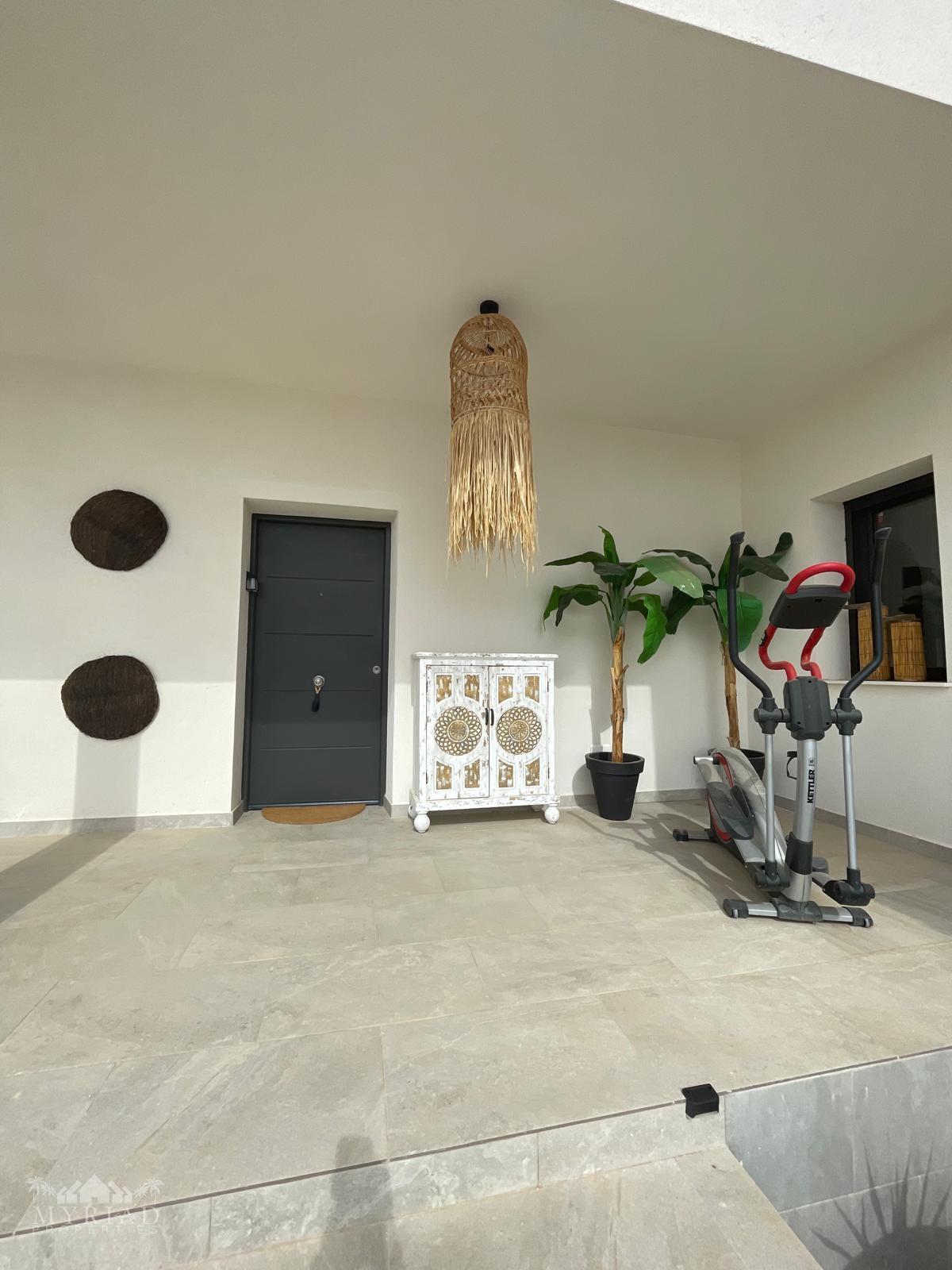 3-bedroom Townhouse In Pinoso, Spain (167 M²)