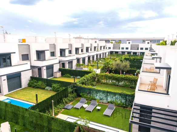 3-bedroom Terraced House In Palma De Mallorca, Spain (149 M²)