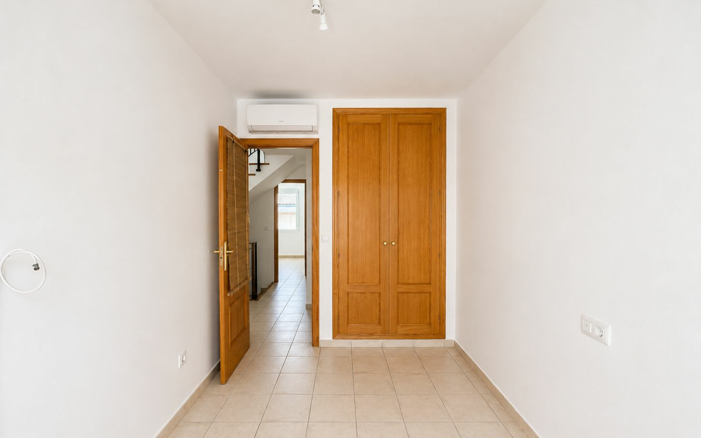 4-bedroom Apartment In Jávea, Spain (171 M²)