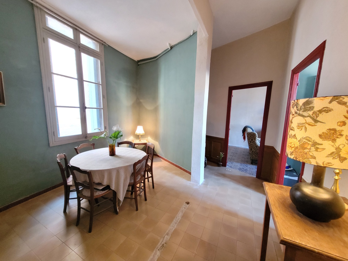 4-bedroom House In Alignan Du Vent, France (146 M²)