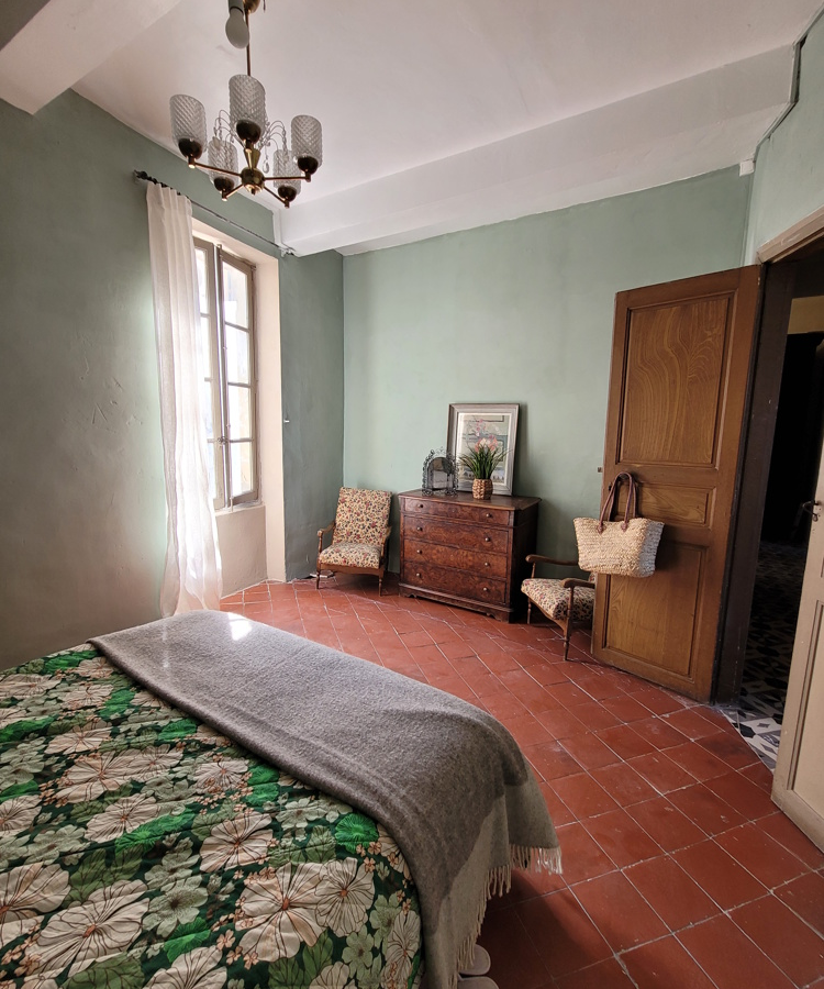 4-bedroom House In Alignan Du Vent, France (146 M²)