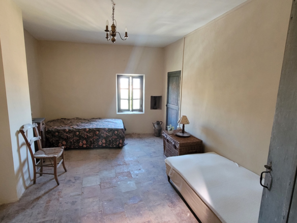 4-bedroom House In Alignan Du Vent, France (146 M²)