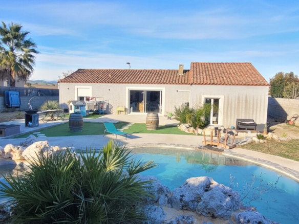 5-bedroom Detached House In Alignan Du Vent, France (140 M²)