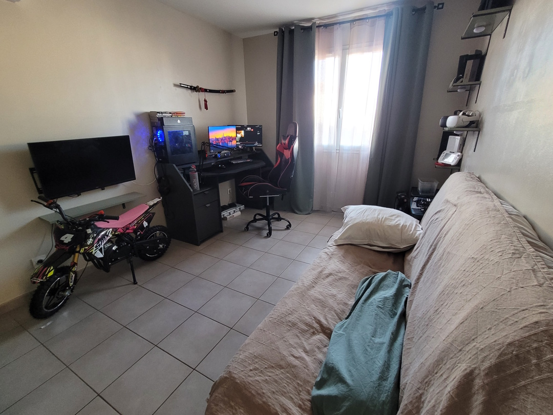 5-bedroom Detached House In Alignan Du Vent, France (140 M²)