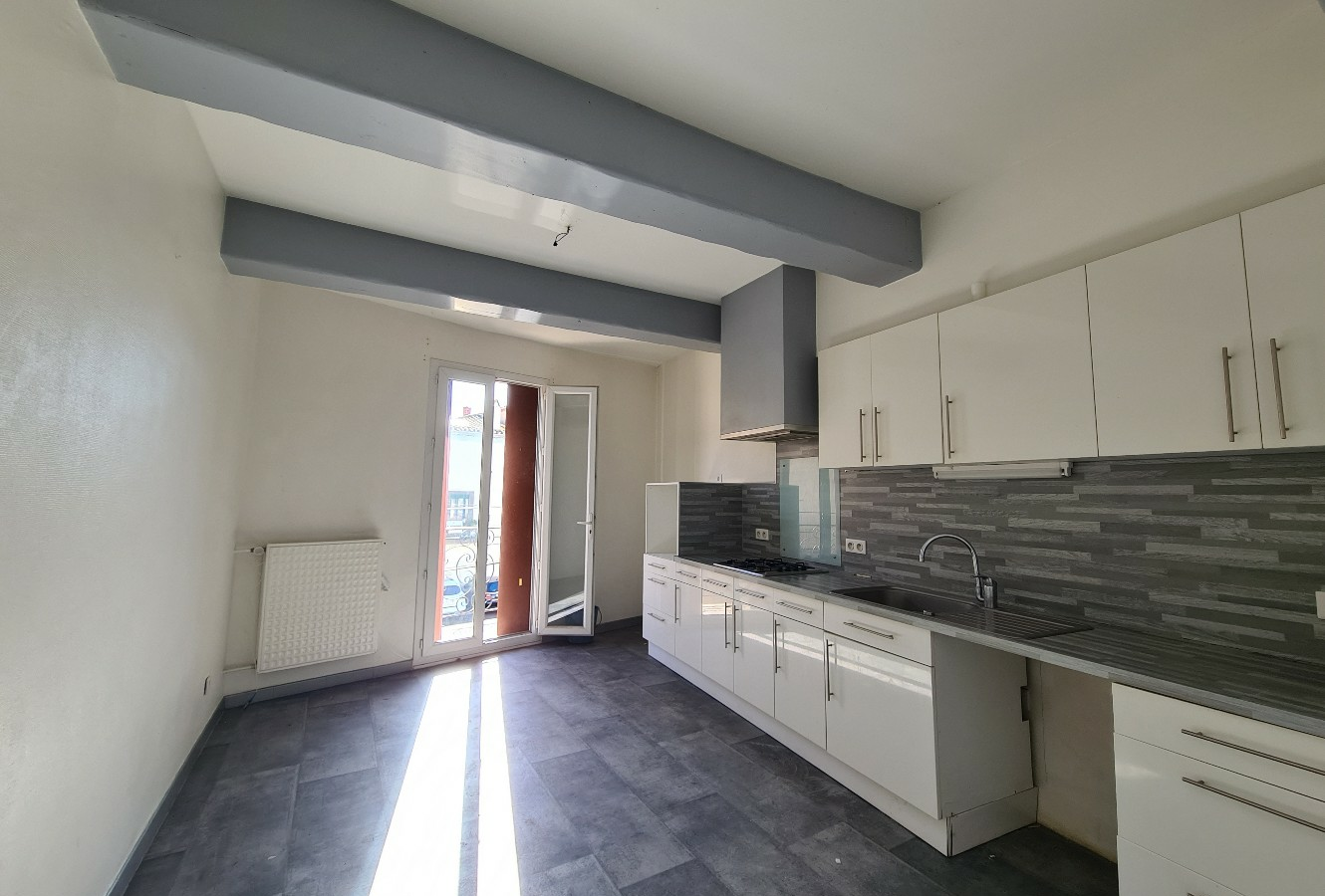 5-bedroom House In Agde, France (145 M²)