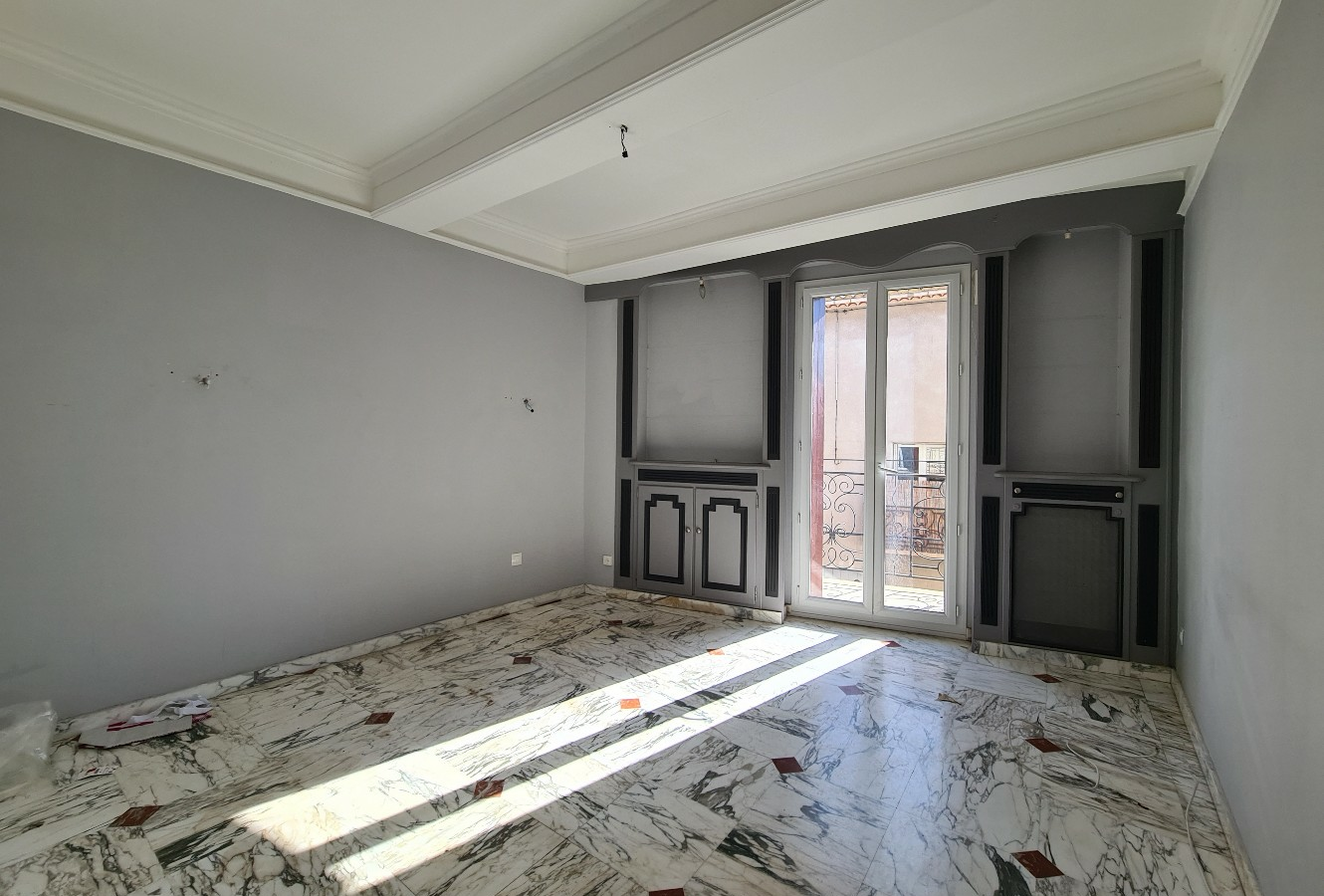 5-bedroom House In Agde, France (145 M²)